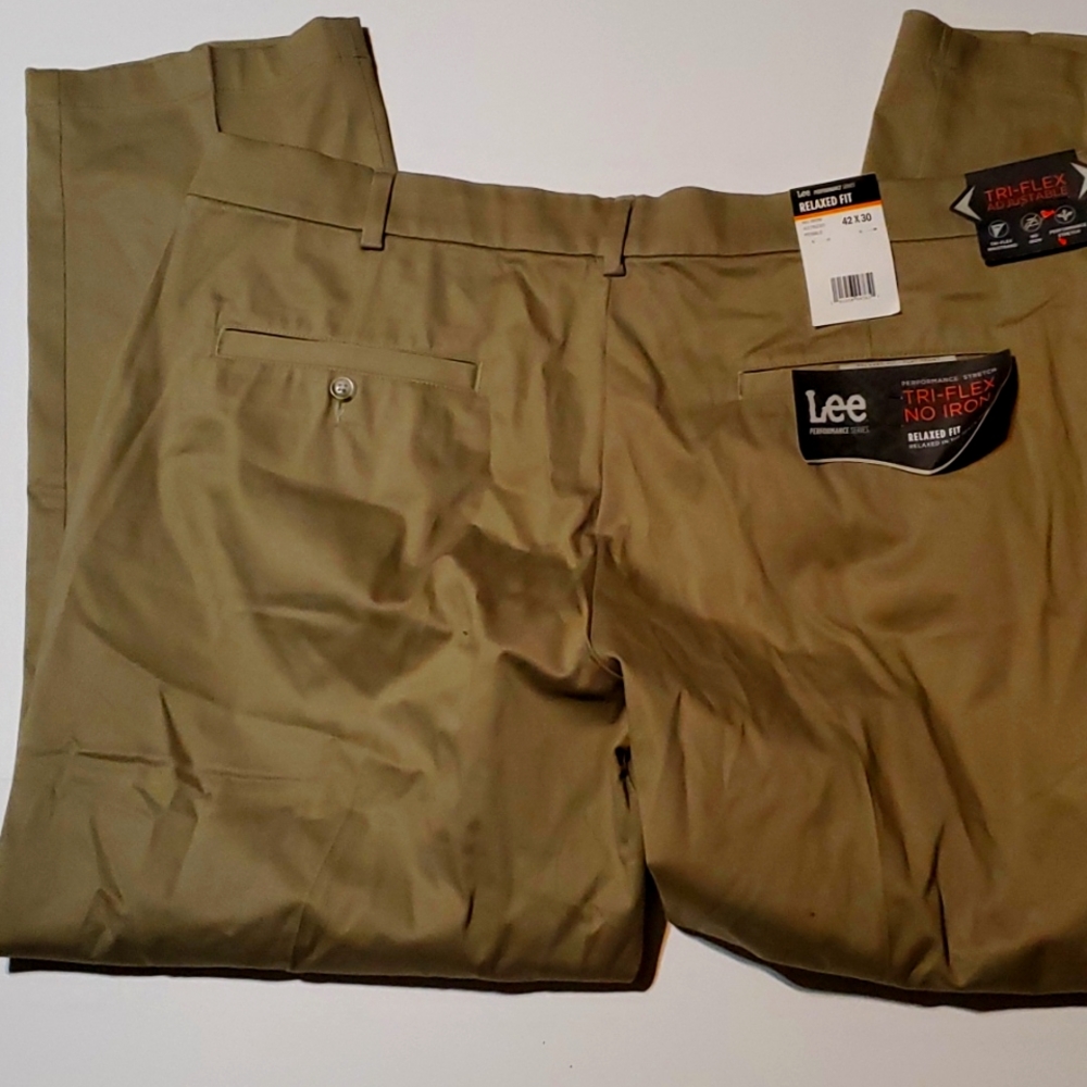 Lee Relaxed Fit Performance Stretch Slackes